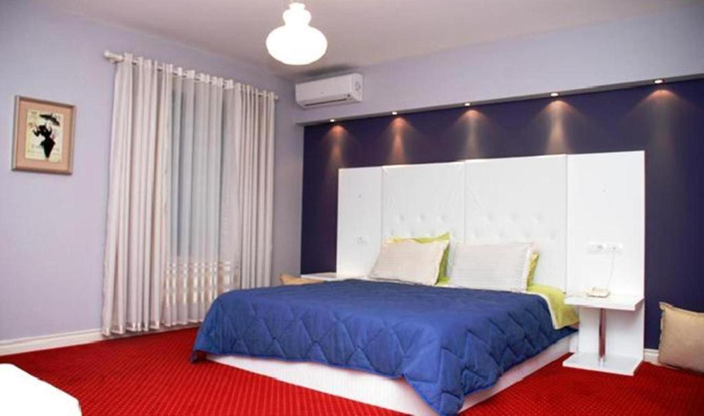 Univers Resort Elbasan Bagian luar foto