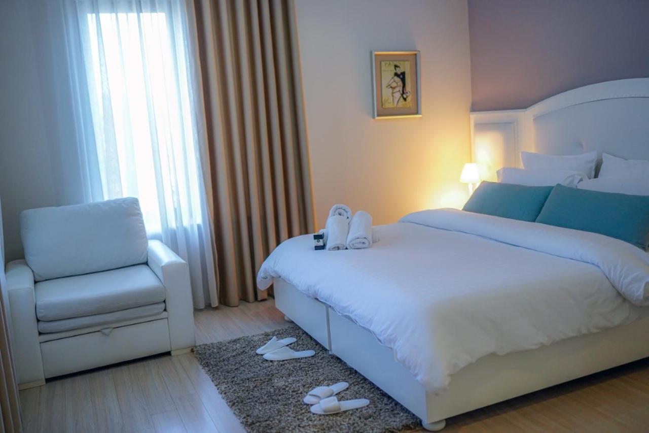 Univers Resort Elbasan Bagian luar foto